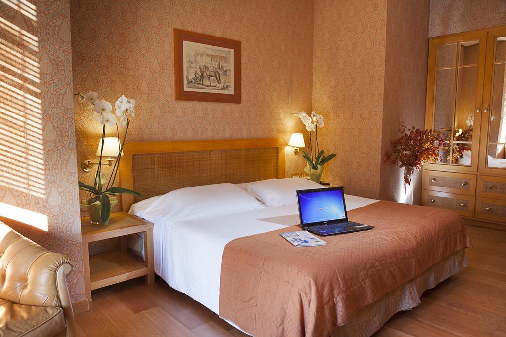 Polo Hotel Rome Buitenkant foto