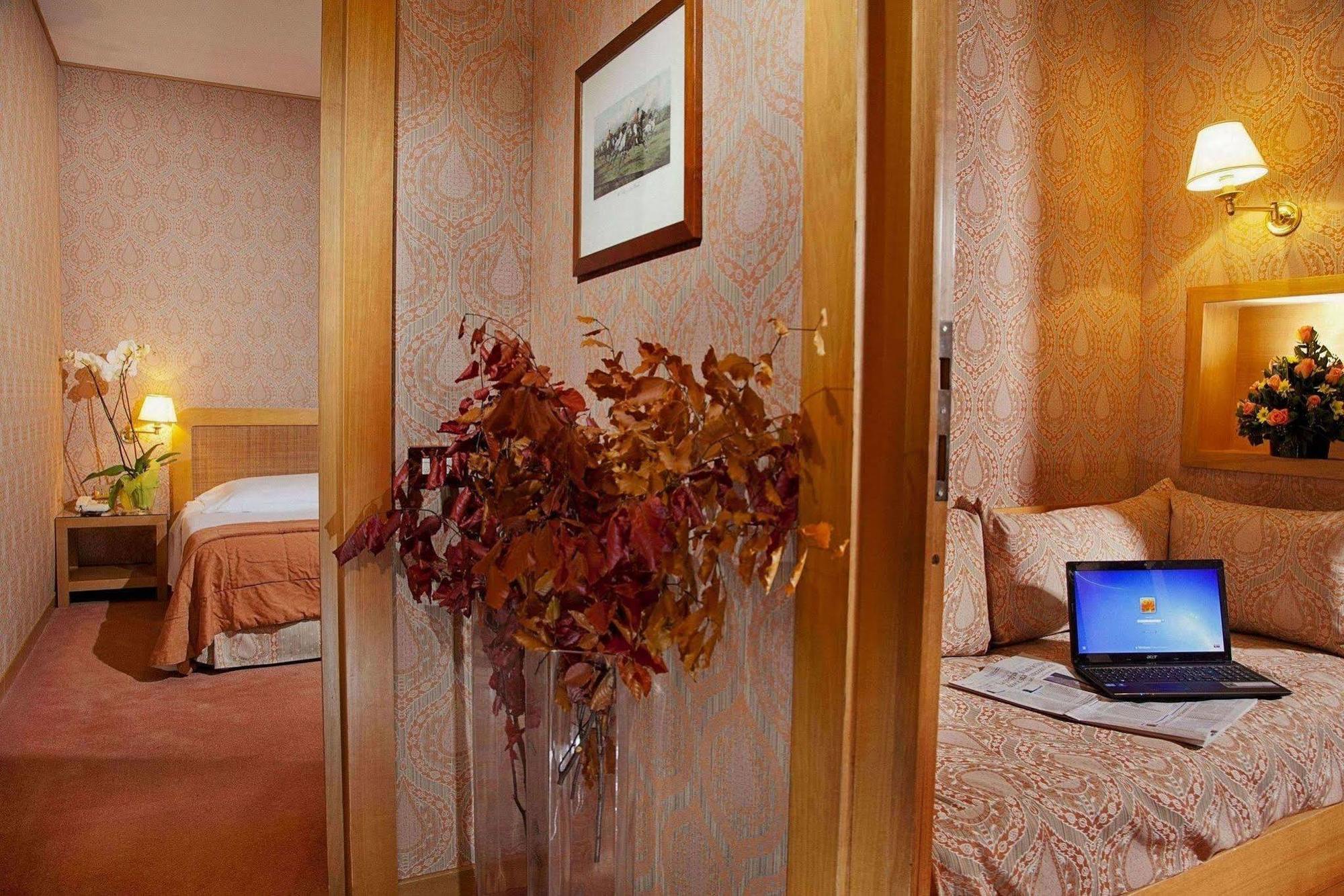 Polo Hotel Rome Buitenkant foto